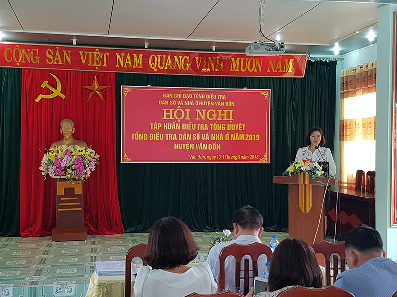 Hội nghị Tập huấn Điều tra tổng duyệt Tổng điều tra dân số và nhà ở năm 2019 huyện Vân Đồn - 1